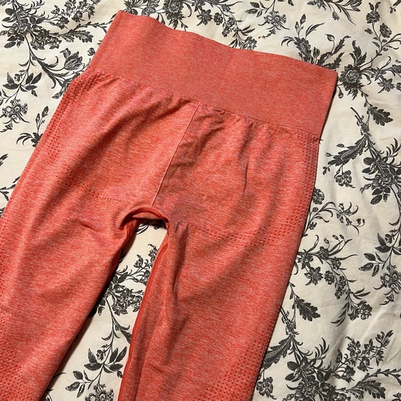 Gymshark seamless leggings - Picture 3 of 5